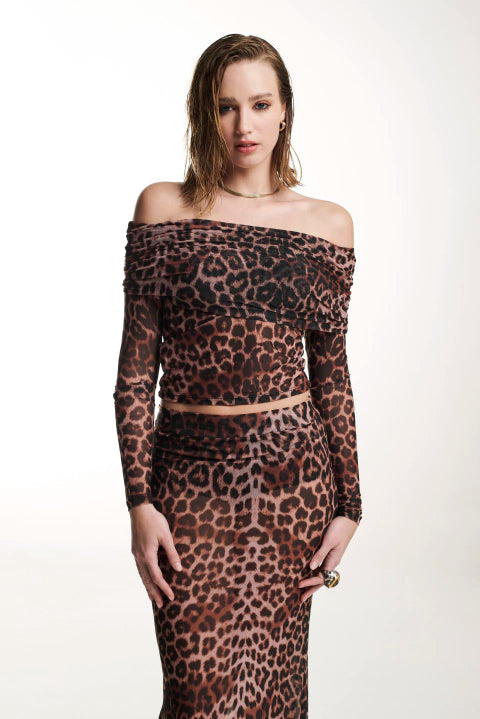 Leopard Print Off-Shoulder Top Afrika